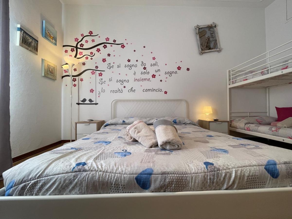 Le Palme 98 "Casa Vacanze" Lido di Camaiore Kültér fotó