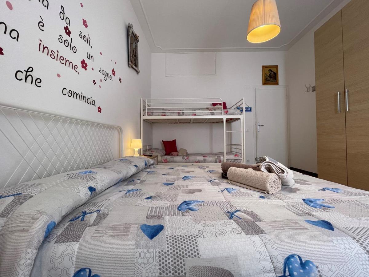 Le Palme 98 "Casa Vacanze" Lido di Camaiore Kültér fotó