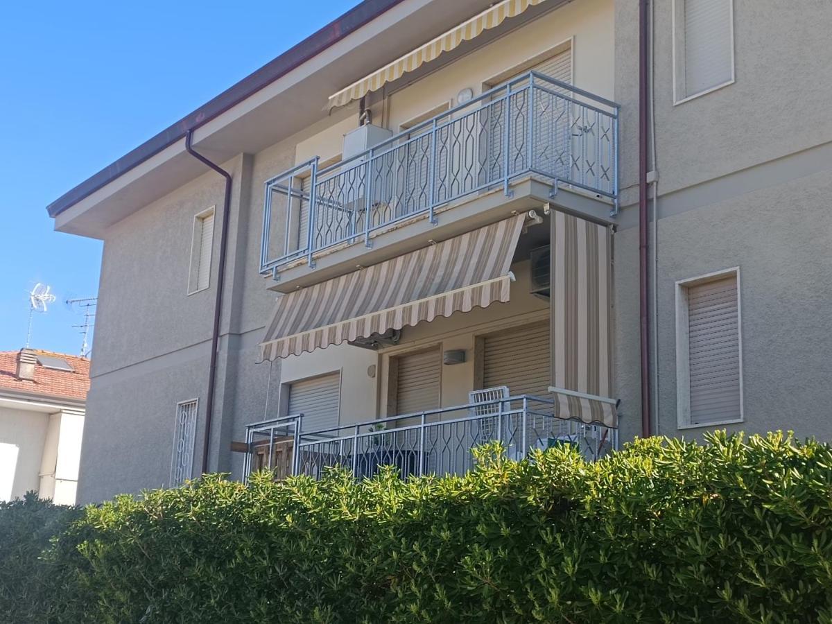 Le Palme 98 "Casa Vacanze" Lido di Camaiore Kültér fotó
