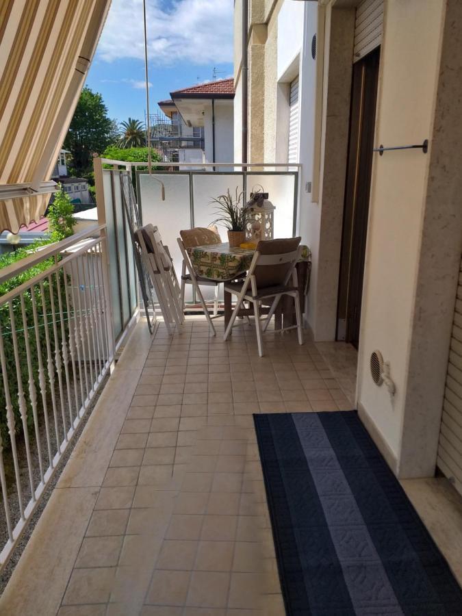 Le Palme 98 "Casa Vacanze" Lido di Camaiore Kültér fotó