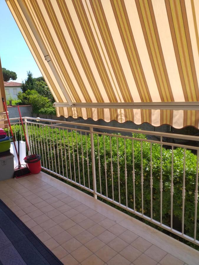 Le Palme 98 "Casa Vacanze" Lido di Camaiore Kültér fotó
